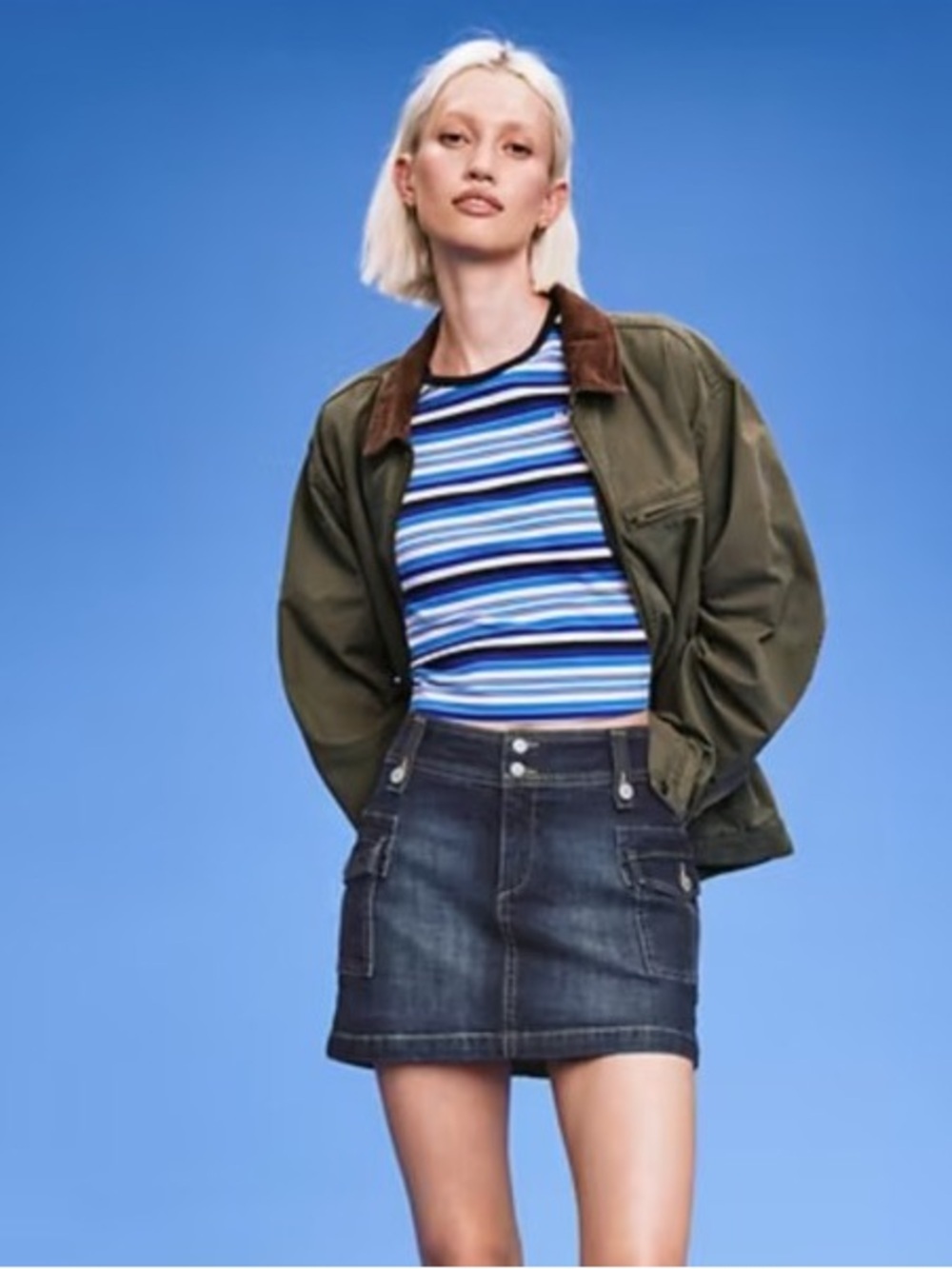 NWOT Old Navy Cargo Denim Stretch Mini Skirt